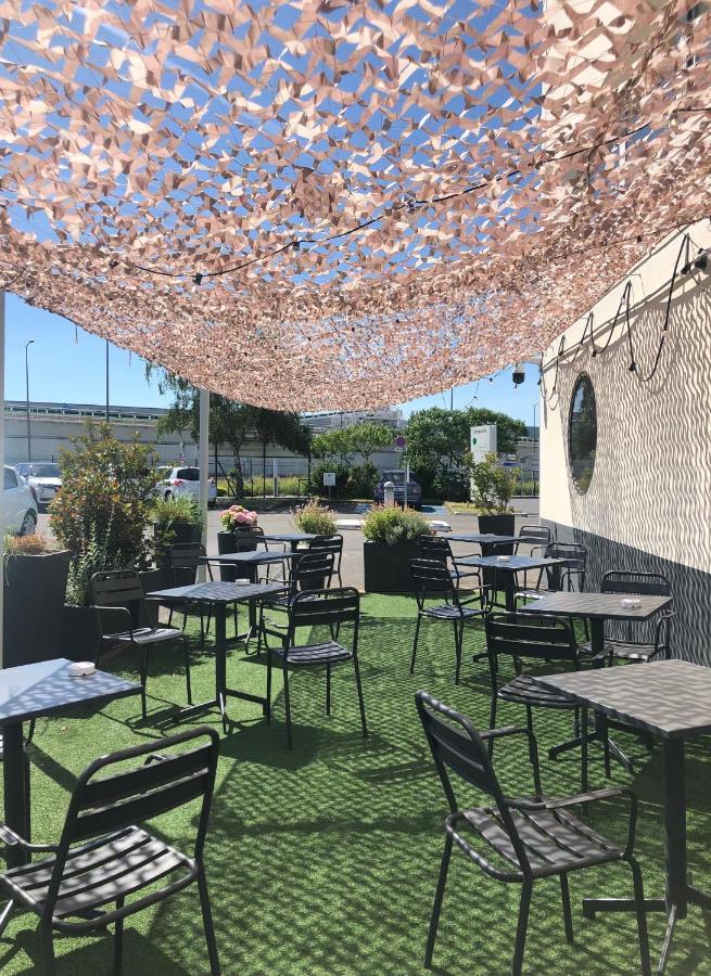 Radisson Hotel Paris Le Bourget Esterno foto